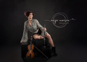 newborn-fotografie-fotograaf-Limburg-België-Halen- Heusden - Zolder -Award - Newborn - Maternity - Kinderfotografie - Anja Maesen Photography - studioshoot - fine art fotografie - babyfotografie - zwangerschapsfotografie - cakesmash - Ana Brandt - Certified instructor - award - zelfportret