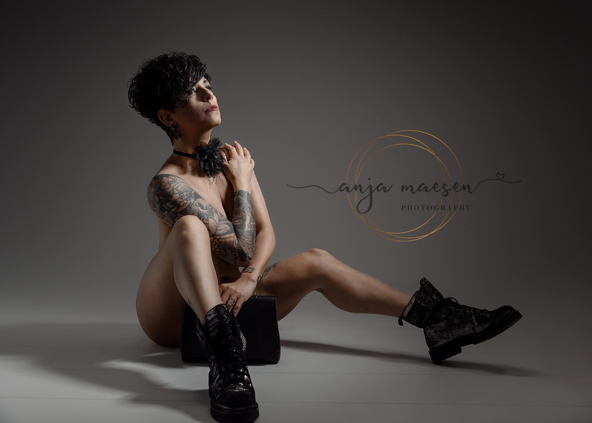 Boudoir - newborn -fotografie-fotograaf-Limburg-België-Halen- Heusden - Zolder -Award - Newborn - Maternity - Kinderfotografie - Anja Maesen Photography - studioshoot - fine art fotografie - babyfotografie - zwangerschapsfotografie - cakesmash - Ana Brandt - Certified instructor - award - zelfportret