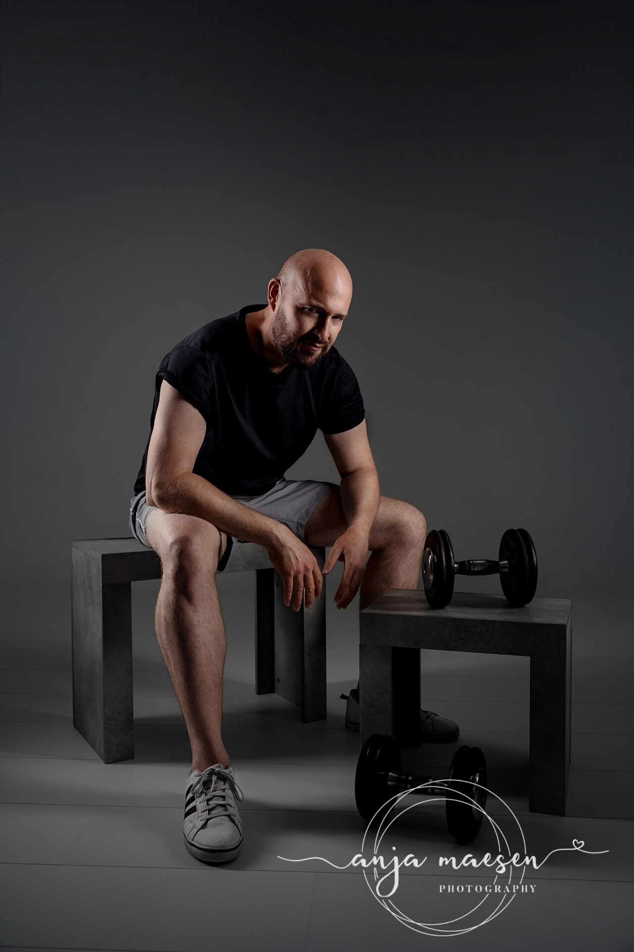 newborn-fotografie-fotograaf-Limburg-België-Halen- Heusden - Zolder -Award - Newborn - Maternity - Kinderfotografie - Anja Maesen Photography - studioshoot - fine art fotografie - babyfotografie - zwangerschapsfotografie - cakesmash - Ana Brandt - Certified instructor - award - Boudoir - familieportret - mannelijke Boudoir