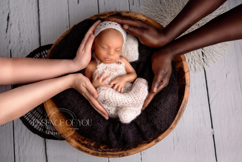 Essence of you - Boudoir - newborn -fotografie-fotograaf-Limburg-België-Halen- Heusden - Zolder -Award - Newborn - Maternity - Kinderfotografie - Anja Maesen Photography - studioshoot - fine art fotografie - babyfotografie - zwangerschapsfotografie - cakesmash - award - zelfportret