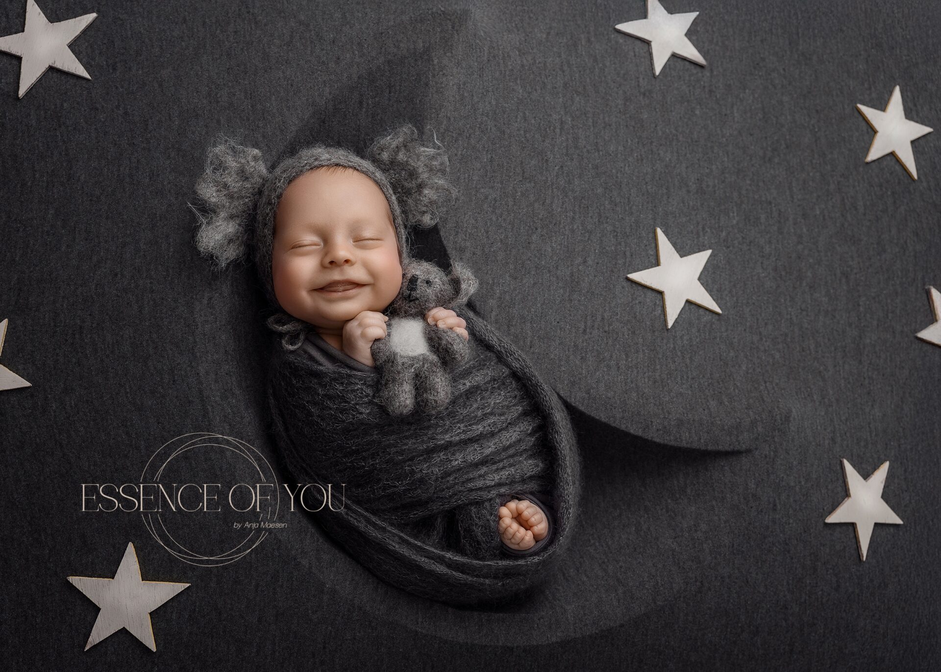 Essence of you - Boudoir - newborn -fotografie-fotograaf-Limburg-België-Halen- Heusden - Zolder -Award - Newborn - Maternity - Kinderfotografie - Anja Maesen Photography - studioshoot - fine art fotografie - babyfotografie - zwangerschapsfotografie - cakesmash - award - zelfportret