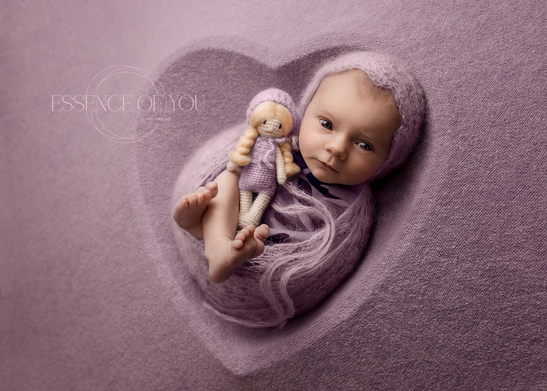 Essence of you - Boudoir - newborn -fotografie-fotograaf-Limburg-België-Halen- Heusden - Zolder -Award - Newborn - Maternity - Kinderfotografie - Anja Maesen Photography - studioshoot - fine art fotografie - babyfotografie - zwangerschapsfotografie - cakesmash - award - zelfportret